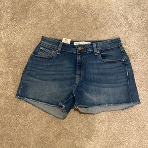 Signature by Levi Strauss High Rise 3” Jean Shorts